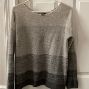 Cashmere knitwear